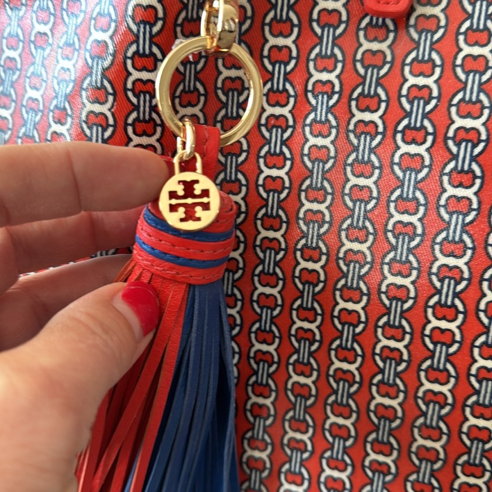 Tory Burch Gemini bag orange and blue. - Picture 3 of 3